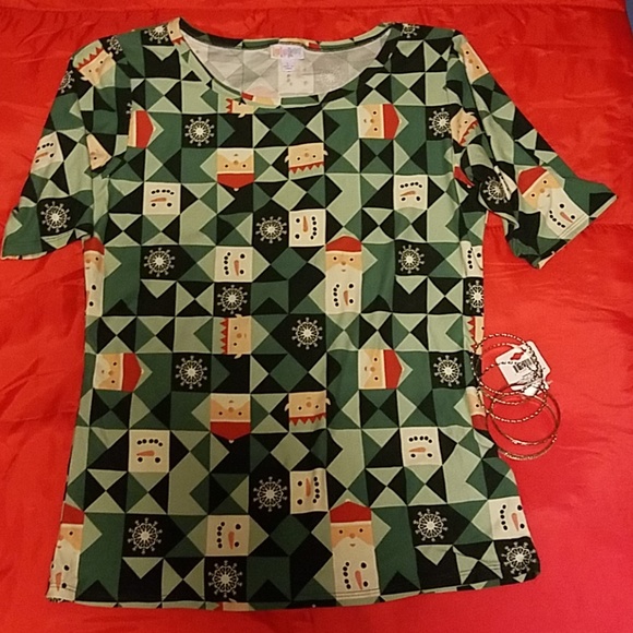 LuLaRoe Tops - Top, LulaRoe Christmas shirt, 3/$15, Large